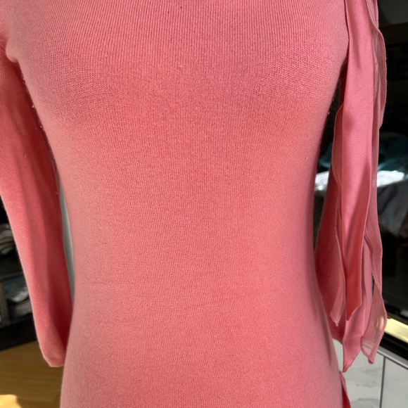 Banana Republic lightweight coral sweater with stain ribbon - Picture 13 of 13